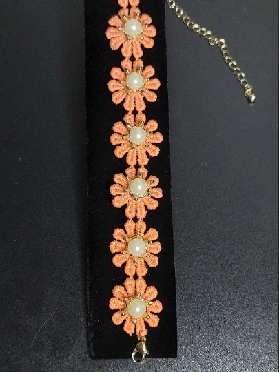 Flower Pearl Choker Necklace